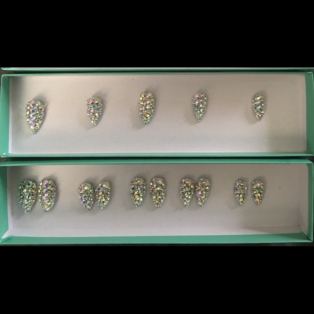 15 pc. Custom luxury press on nails